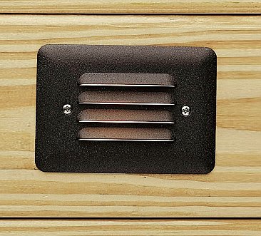 12V MINI LOUVERED STEP LIGHT TEXTURED ARCHITECTURAL BRONZE