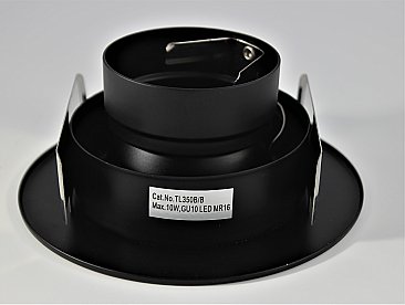 3-1/2" FIXED BLACK REFLECTOR/BLACK TRIM